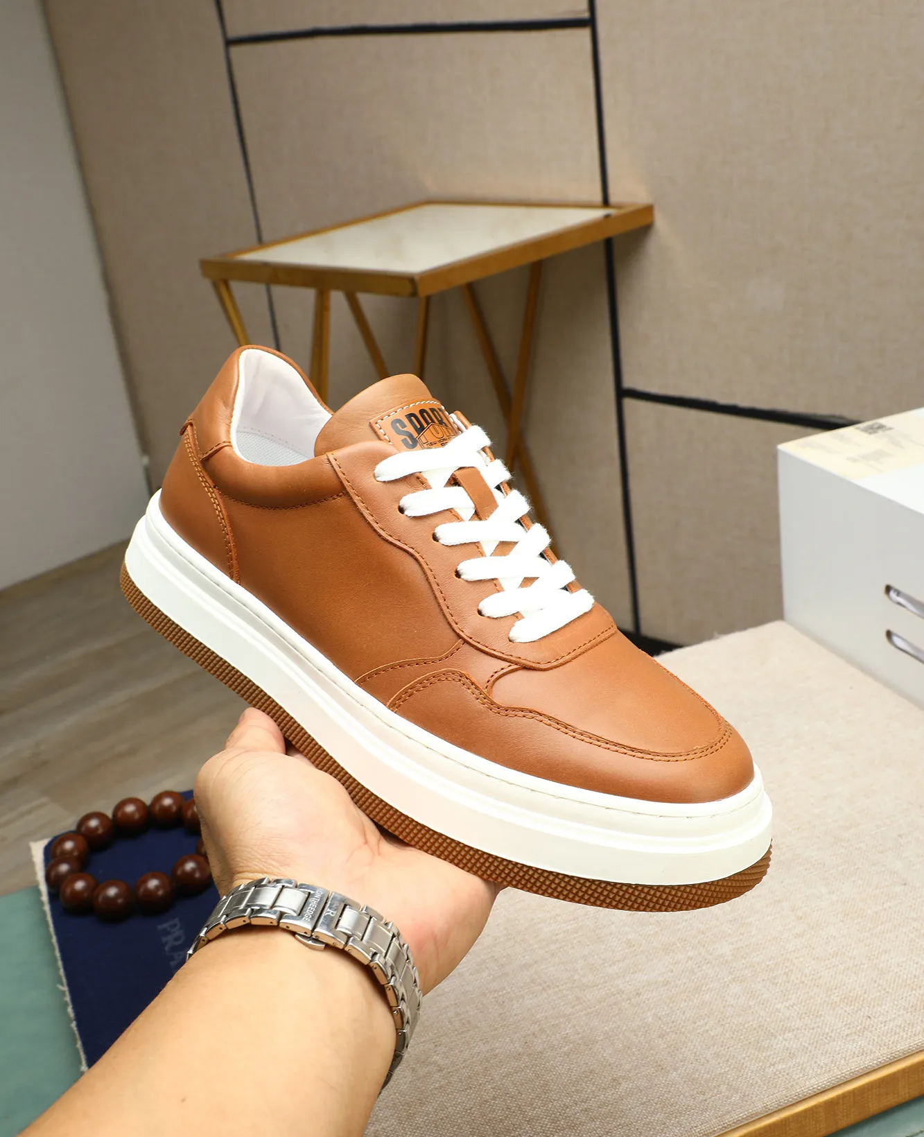 Men's men's shoes 💰440 high-end version. PRADA (Prada) men's casual style, compare the quality at the counter 🧚🏿♂️Imported cowhide fabric 🐎Water-dyed comfortable and soft cowhide lining for feet 🐂Genuine leather outsole with label 🎉 Size 38-44. Can be customized for 45💥🏆